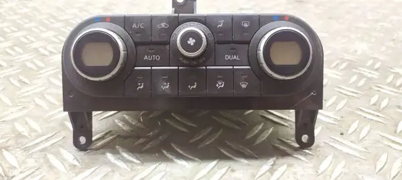 Nissan Qashqai Interior fan control switch 27500BR45B