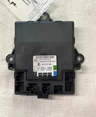 Mercedes-Benz A W169 Door control unit/module A1698208326 05072344 44052905358302