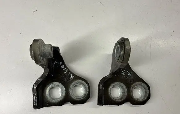 Dodge Hornet Front door hinge set 8K0831402G 41608