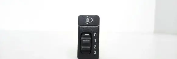 Opel Combo B Headlight level height control switch 90356585 90387093 90386479