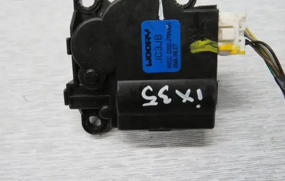 Hyundai ix35 Air conditioning/heating control unit D332JY9AA05
