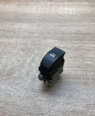 Renault Laguna I Electric window control switch 28082 220510