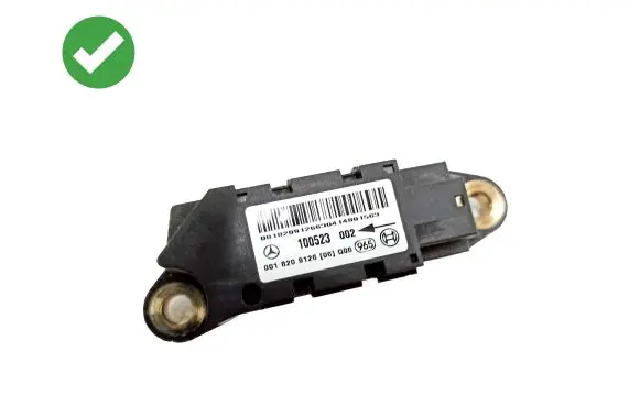 Mercedes-Benz C W203 Airbag deployment crash/impact sensor 0018209126 100523 001820912606