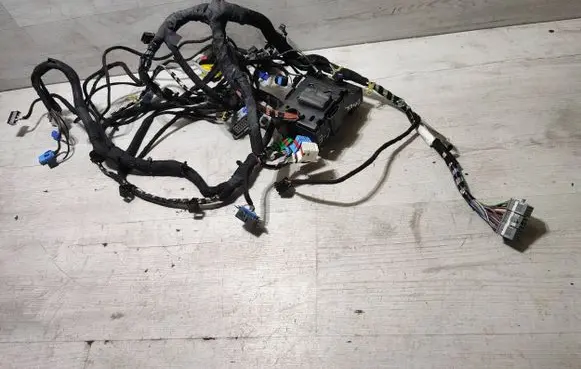 Opel Corsa E Panel wiring 39057536