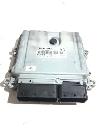Volvo V70 Engine control unit/module P31303388 1039S30872 0281015286