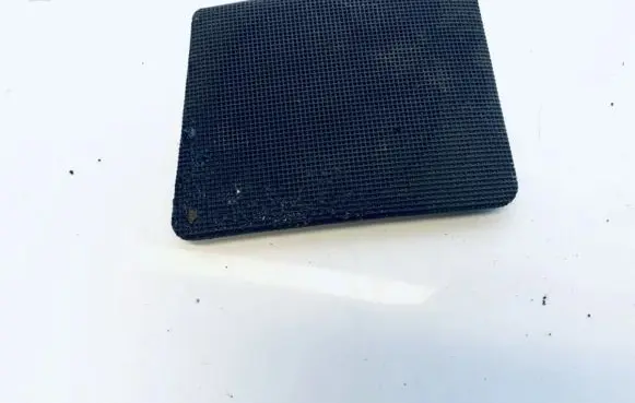 Side speaker trim/cover