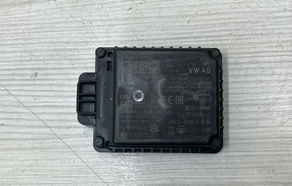 Audi Q2 - Distronic sensor radar 2Q0907819 2Q0907550C