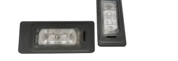 Audi Q3 8U Number plate light 4G0943021