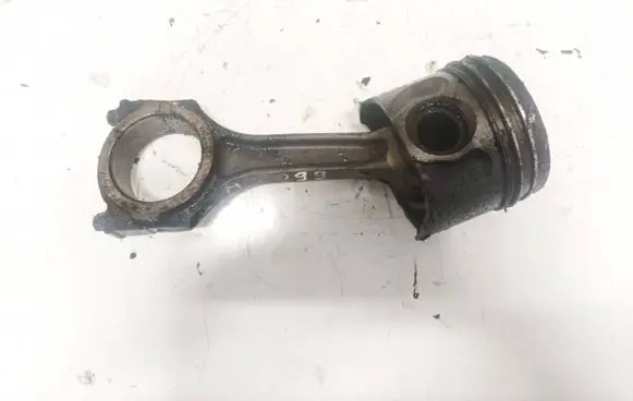 Ford Mondeo Mk III Piston with connecting rod