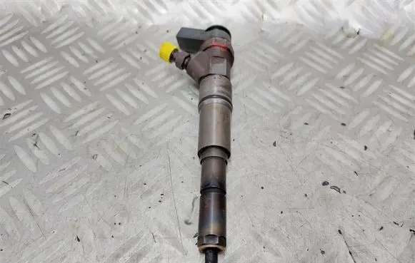 BMW 7 E65 E66 Fuel injector 7788812