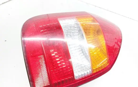 Opel Zafira A Rear/tail lights 62280