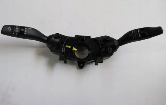 KIA Pro Cee'd III Wiper turn signal indicator stalk/switch 93404J7950