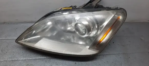 Ford Focus C-MAX Front reflector 