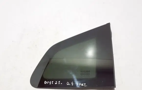 Dacia Duster Rear side window 833004993R