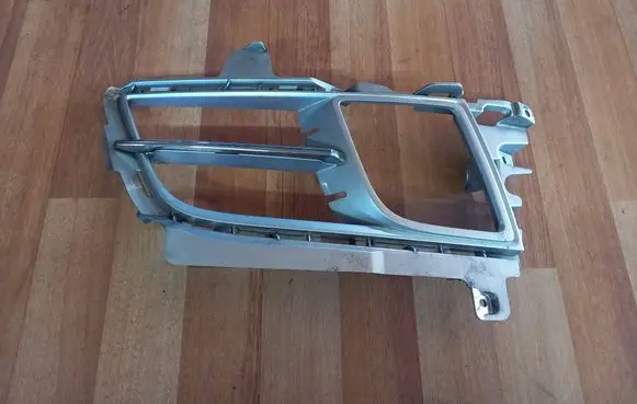 Mazda 6 Front fog light trim/grill GS7T50C11 K4366