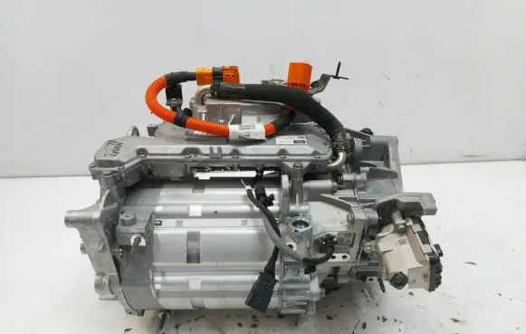 Opel Mokka B Electric car motor 9850313580