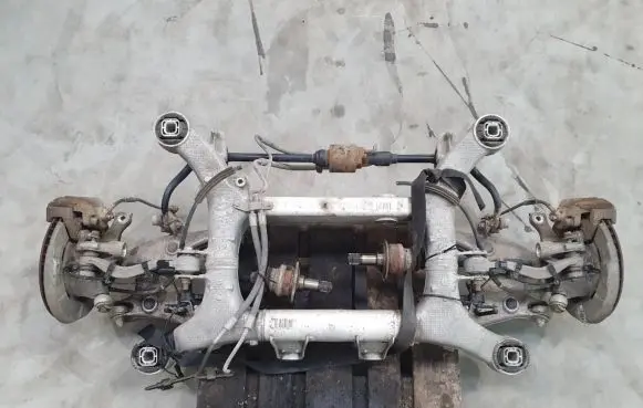 BMW 7 F01 F02 F03 F04 Rear beam 