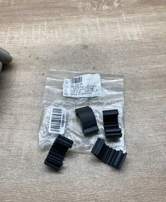 Audi Q5 SQ5 8R Other engine bay part 03L198118 SETOF4PIECES