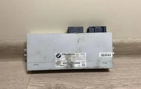 Tailgate/trunk control unit/module