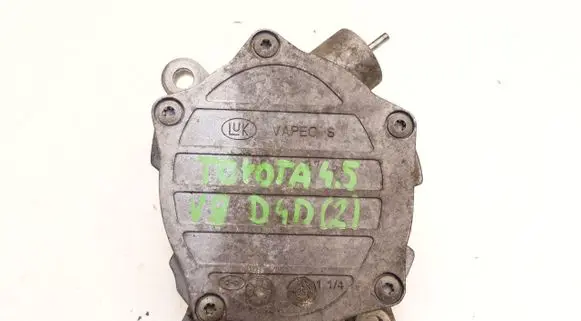 Toyota Land Cruiser (J200) Vacuum pump