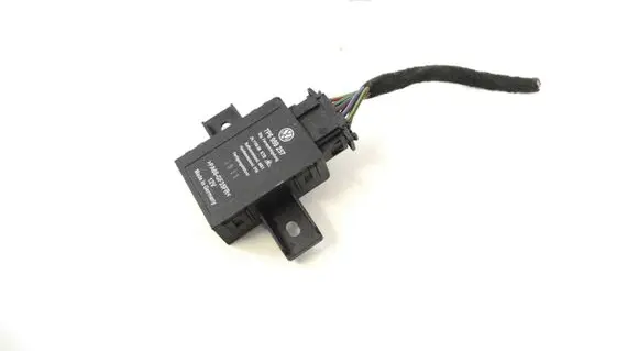 Volkswagen Touareg II Seat control module 7P6959257