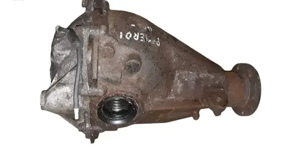 Mitsubishi Pajero Rear differential 3501A323