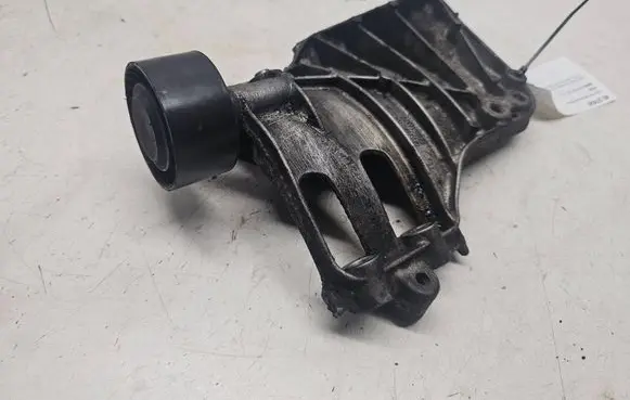 BMW 5 GT F07 A/C compressor mount bracket 64557585