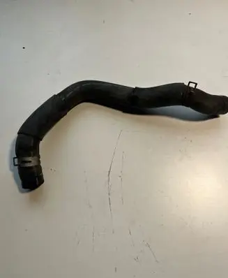 Coolant pipe/hose