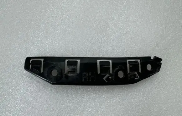 Tesla Model 3 Front bumper mounting bracket 108418200E