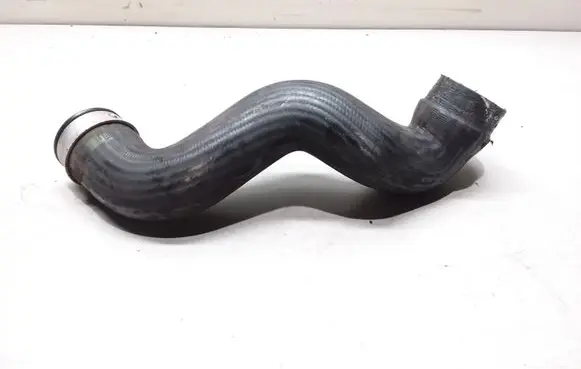 Audi A4 S4 B7 8E 8H Intercooler hose/pipe 8E0145737E