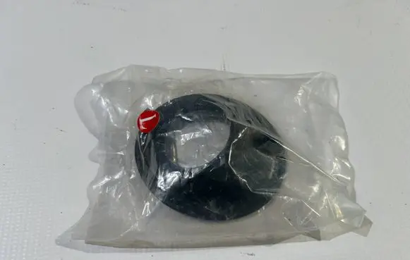 Dodge Challenger Headlight/headlamp mounting bracket 68259663AA