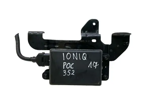 Hyundai Ioniq Distronic sensor radar 96400G7000 AS101A2700