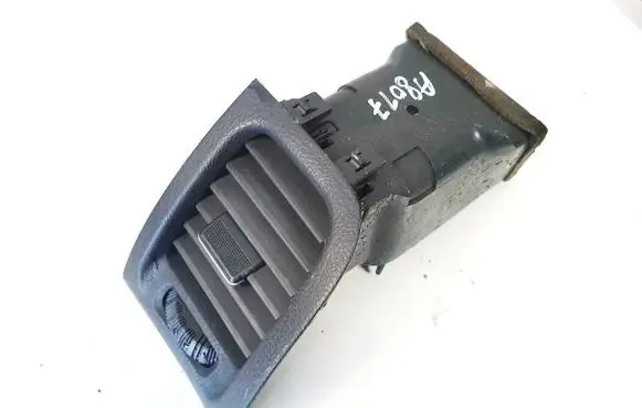 Toyota Previa (XR30, XR40) II Dash center air vent grill 5566028110 55660-28110