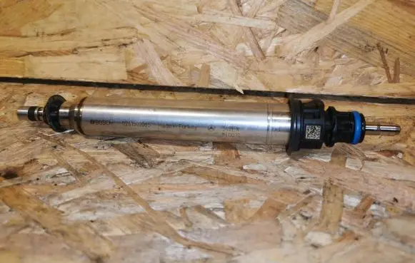 Mercedes-Benz ML AMG W166 Fuel injector A2780700687 342EX IN0030