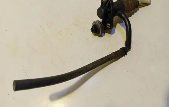 Audi A4 S4 B5 8D Clutch master cylinder 006236025000