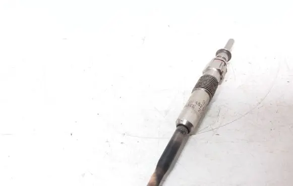 BMW 5 E60 E61 Glow plug 0250402002