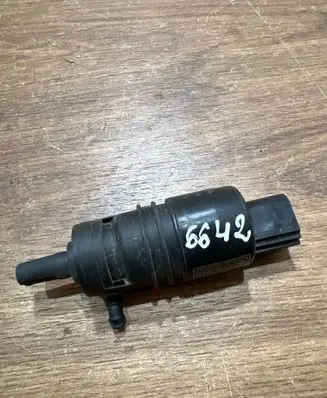 BMW 3 E90 E91 Windscreen/windshield washer pump 7302589