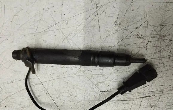 Volvo S70 V70 V70 XC Fuel injector