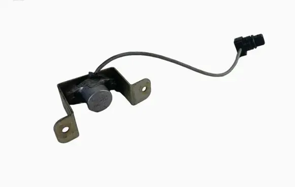 Saab 9-5 Oil pressure sensor 8972878241