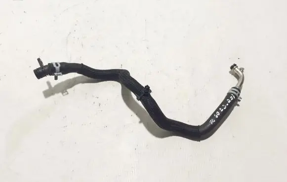 Coolant pipe/hose
