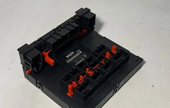 Volkswagen PASSAT B6 Comfort/convenience module 3C0937049AE