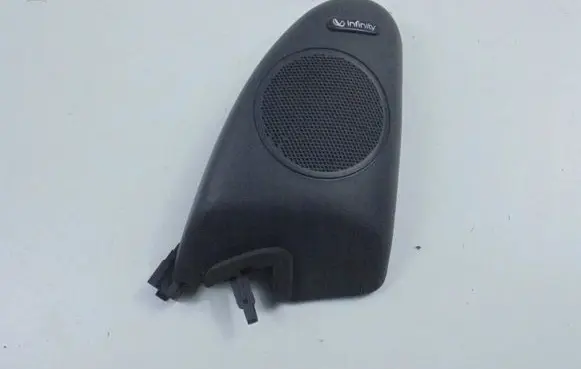 Chrysler 300M Audio system kit 05026465AA