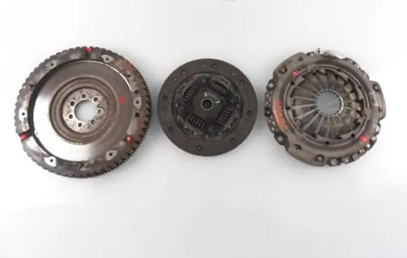 Dacia Sandero Flywheel 8200495511