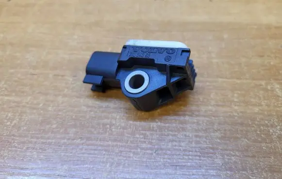 Volvo S80 Airbag deployment crash/impact sensor 31264395