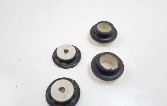 Peugeot RCZ Rear coil spring rubber mount 9633462080 9636389680
