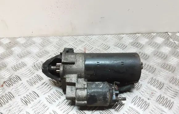 Volkswagen PASSAT B5.5 Starter motor