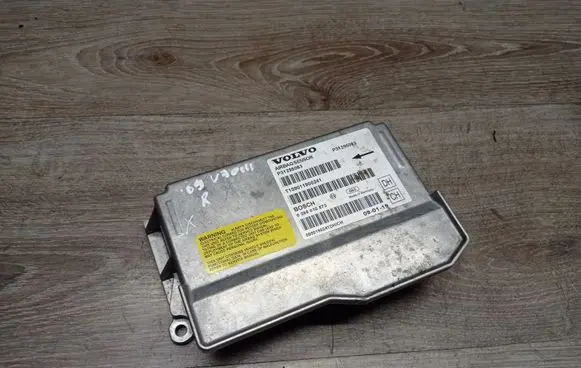 Volvo V70 Airbag control unit/module 0285010573 31295083
