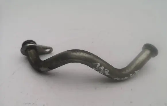 Audi A1 Coolant pipe/hose 04C145735A