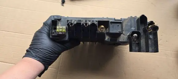 Mercedes-Benz CL C216 Fuse box set 2215400750