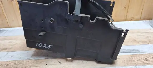 Ford Focus Battery box tray AM5110723AD EJ7B10732AA CV6110732AE